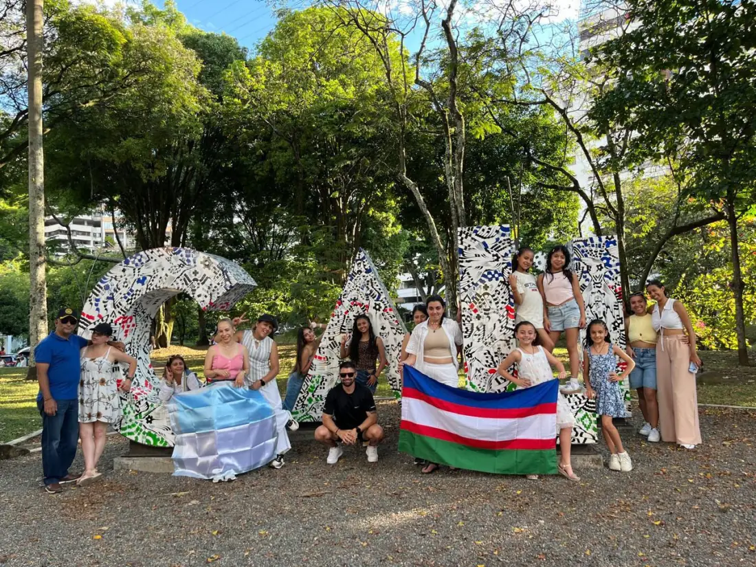 City Tour Internacional: Lo Mejor de Cali en un Solo Recorrido - 1